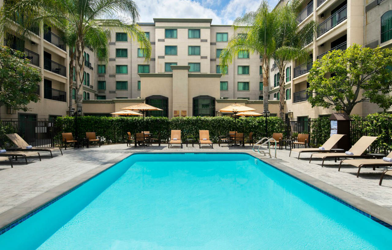 Hotel Courtyard By Marriott Los Angeles Pasadena Old Town Exterior foto